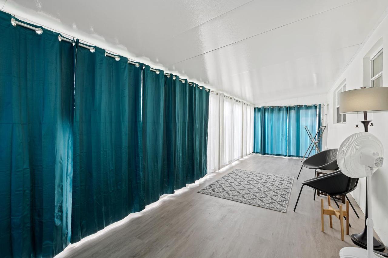 Comfy Bnb W/ King Bed + Work/Travel + Beach 8 Min شاطئ هالانديل المظهر الخارجي الصورة